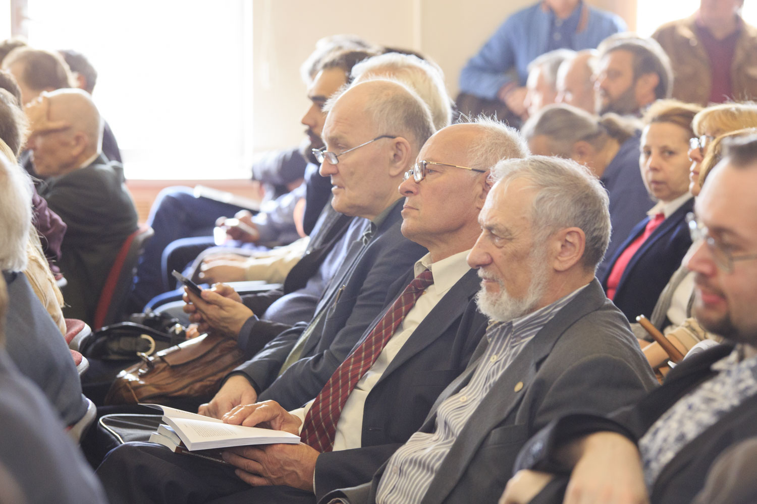 Общее собрание научных сотрудников,  посвященное подведению итогов 2015 года.
